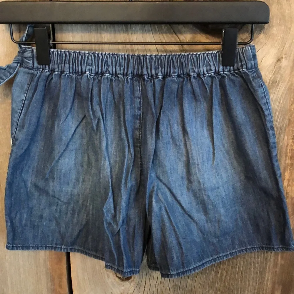 Gap Chambray Blue Denim Shorts Size Large 10 Girls